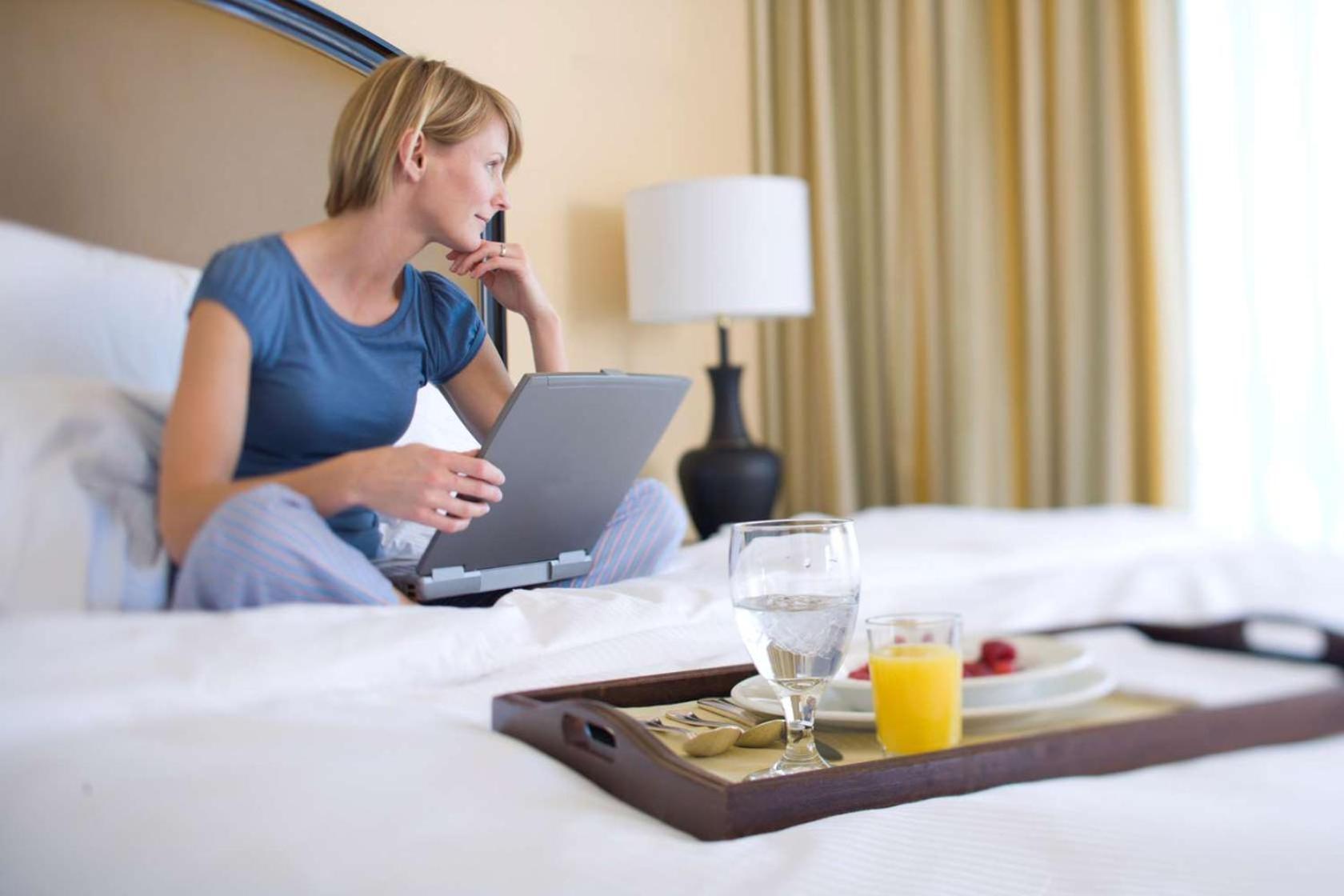 Doubletree By Hilton Holland Hotell Exteriör bild